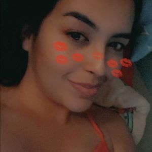 Meet your Posher, Marissa